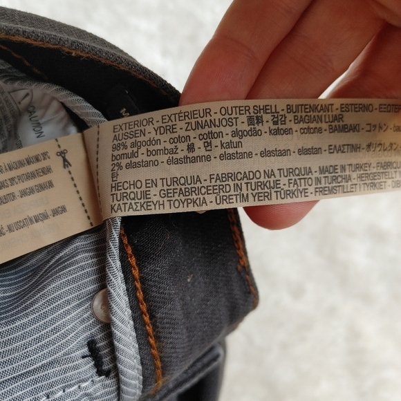 NWT Massimo Dutti Black Crop Jeans Size 2 - Picture 11 of 15